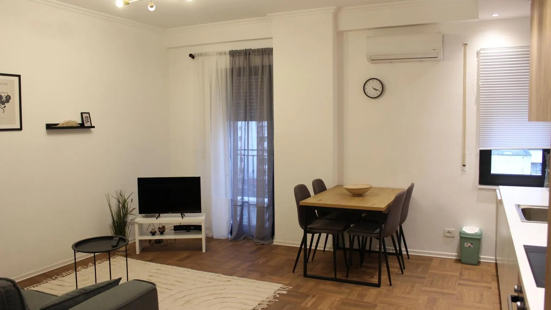 Simplicity Apartment Tirana