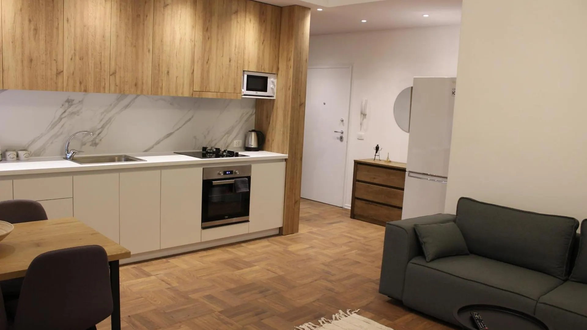 Simplicity Apartment Tirana